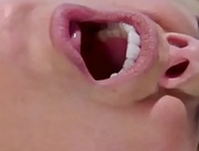 Beautiful blonde milf fucking machine solo