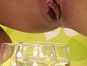 Pee fetish babe pissing in pantyhose