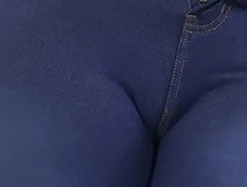 Scottish milf toni lace dips her fingers into her juicy cunt